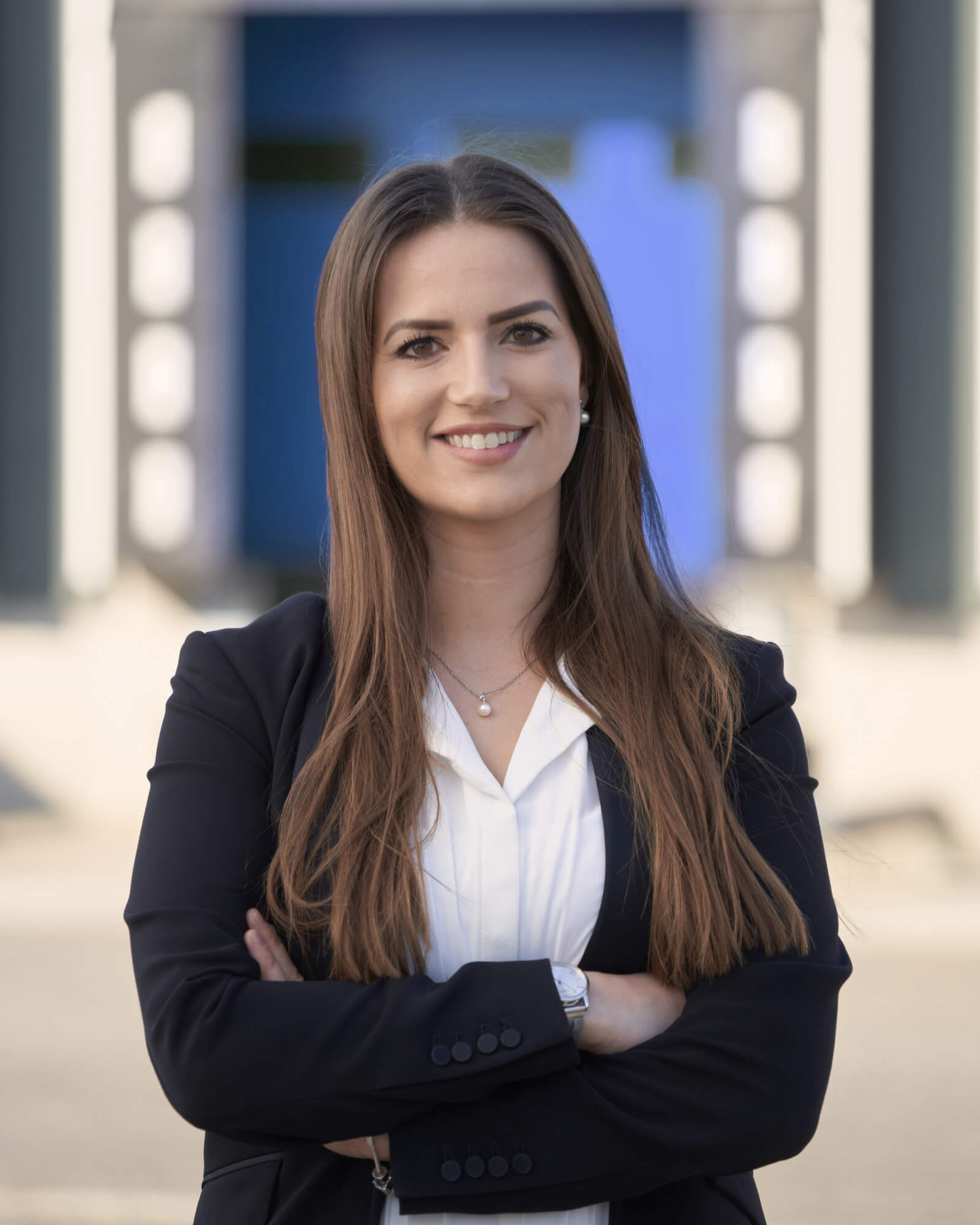 Linsey van Leeuwen 04-2021 - Blue 2.jpg